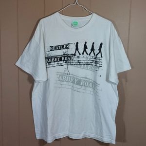 The Beatles Abbey Road Apple Corp T-shirt Size XL 2005 White Adult READ